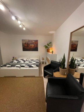 Studio centrally located at Central Station